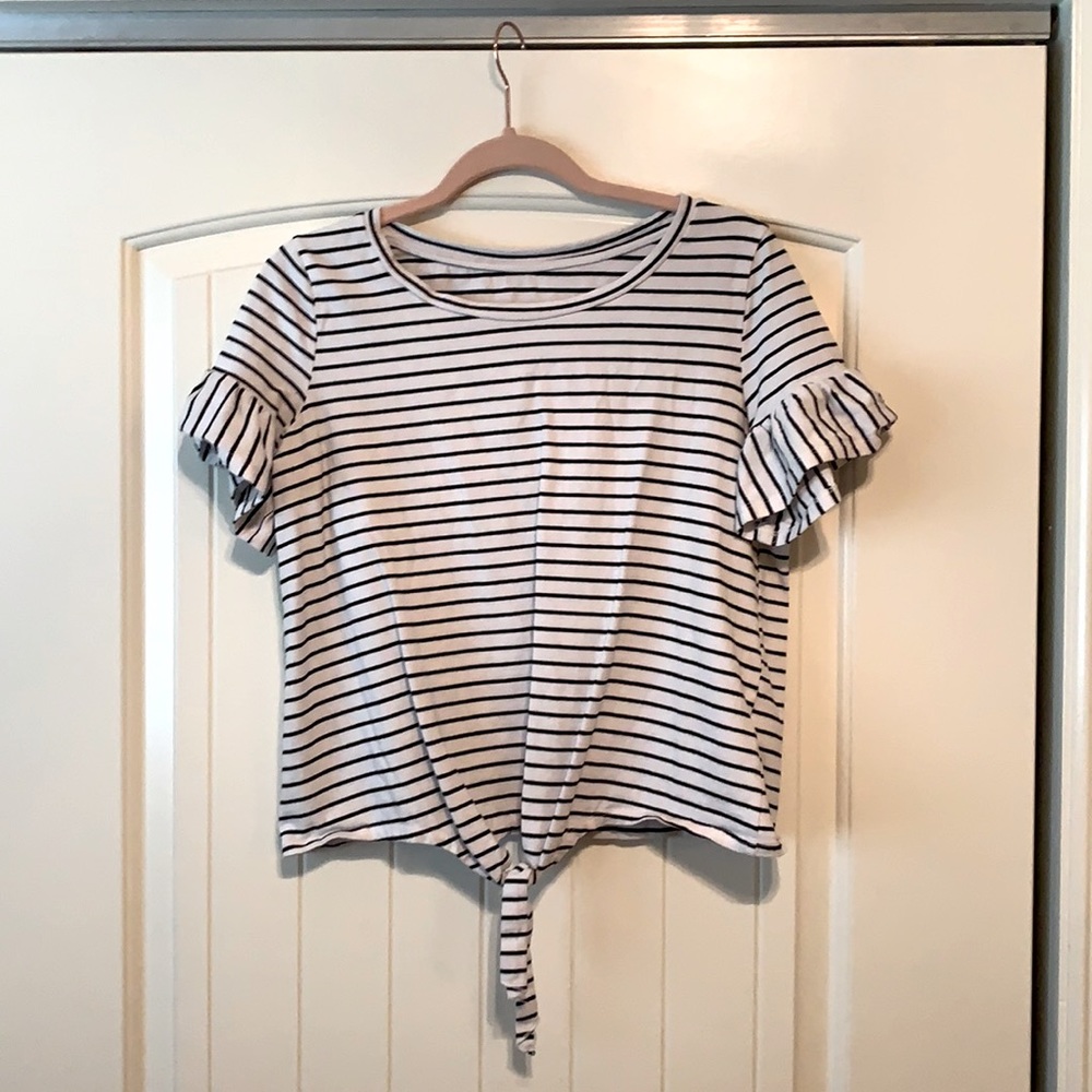 SHEIN top. Slightly cropped. Black and white stripes.